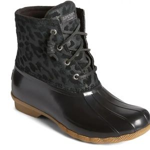 Black leopard print sperry boots
